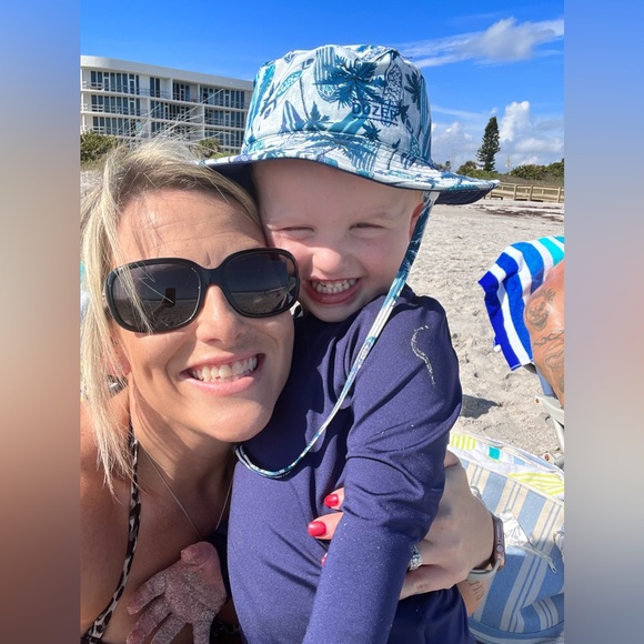 Meet your Posher, Jamie ✨ - Picture 6 of 10